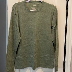 Men’s long sleeve shirt